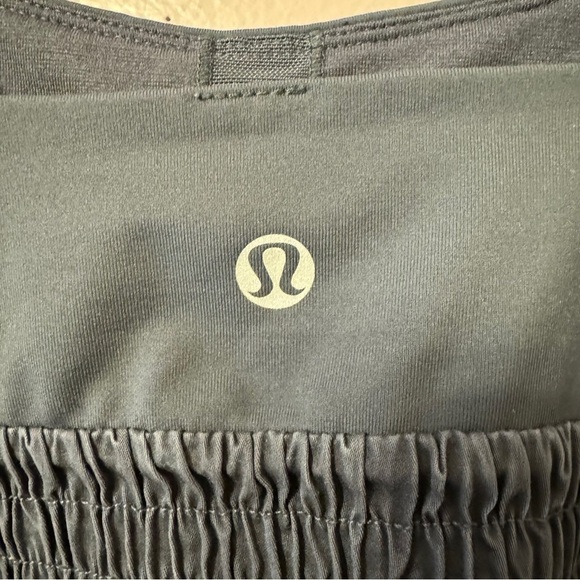 Lululemon Black Bliss Tank Top Womens Size 6 - Picture 8 of 10